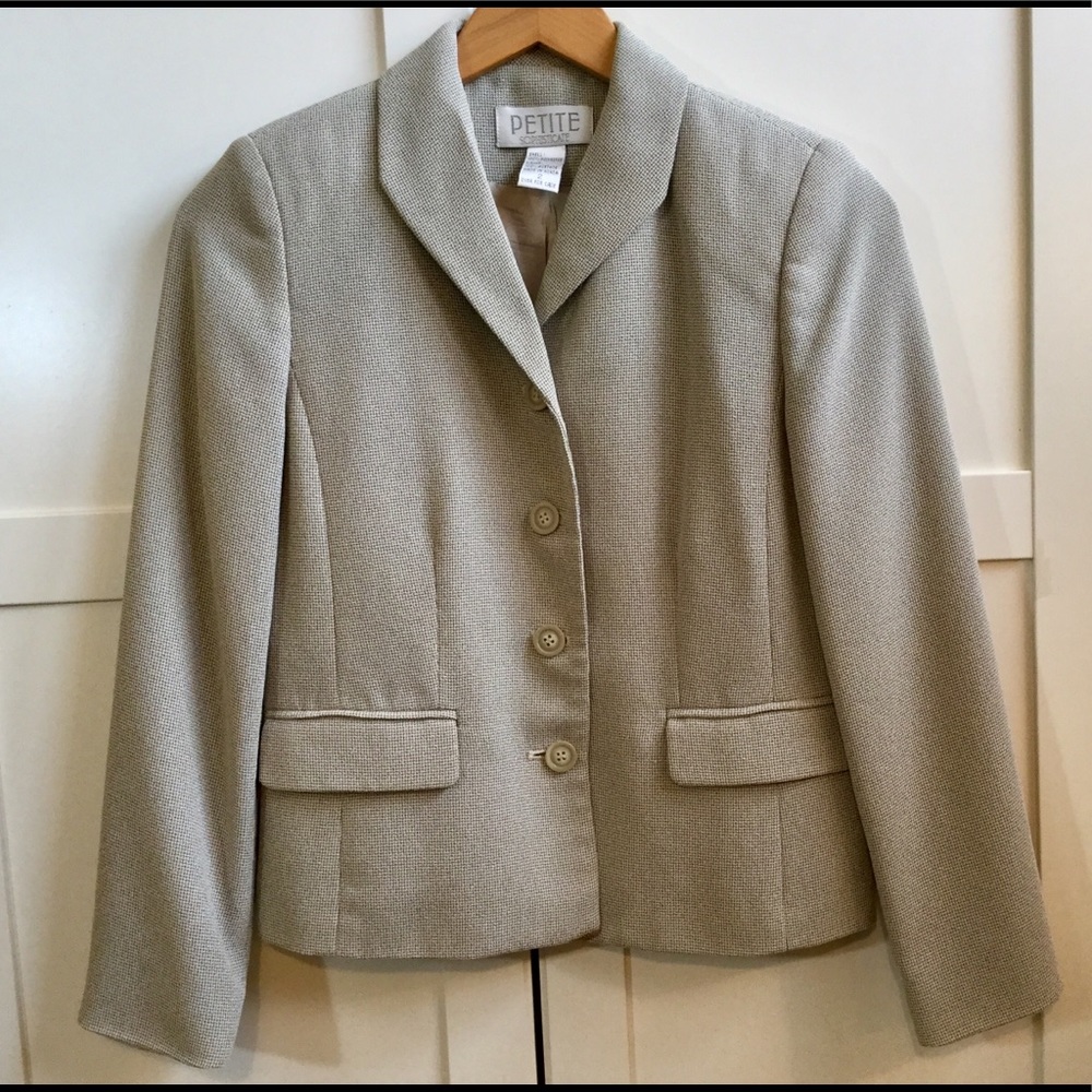 Jacket - Picture 2 of 6